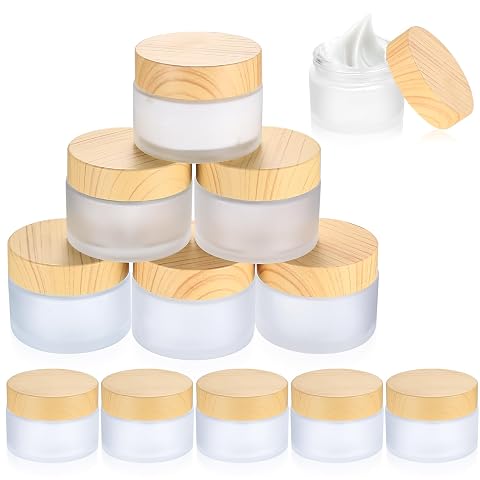 Douze pots cosmétiques transparents en verre avec couvercles, en formats de 30 et 50 ml