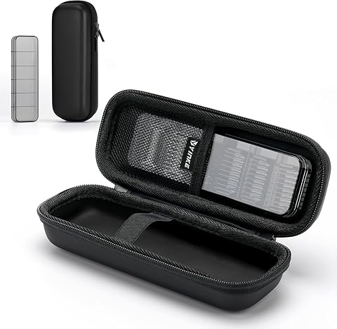 Étui rigide noir ouvert avec poche filet et boîte transparente pour peignes de guidage